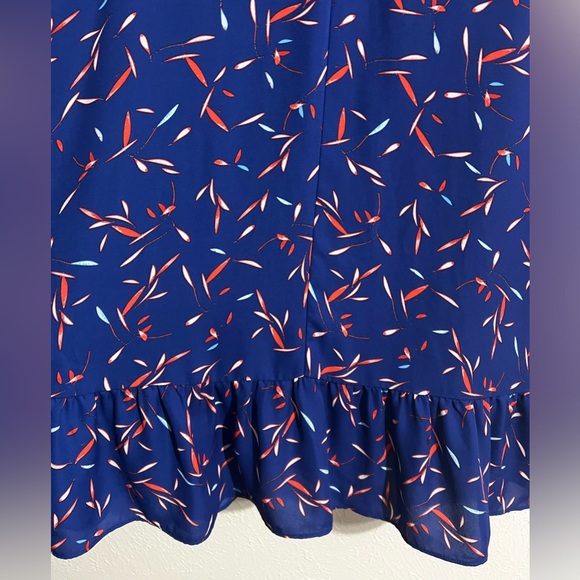 Banana Republic Longsleeve Flutter Dress - Picture 4 of 7